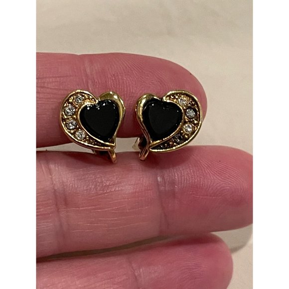 Vintage Avon Heart Shaped Rhinestone Edged With Black Gold Tone Clip-on Earrings - Picture 5 of 10